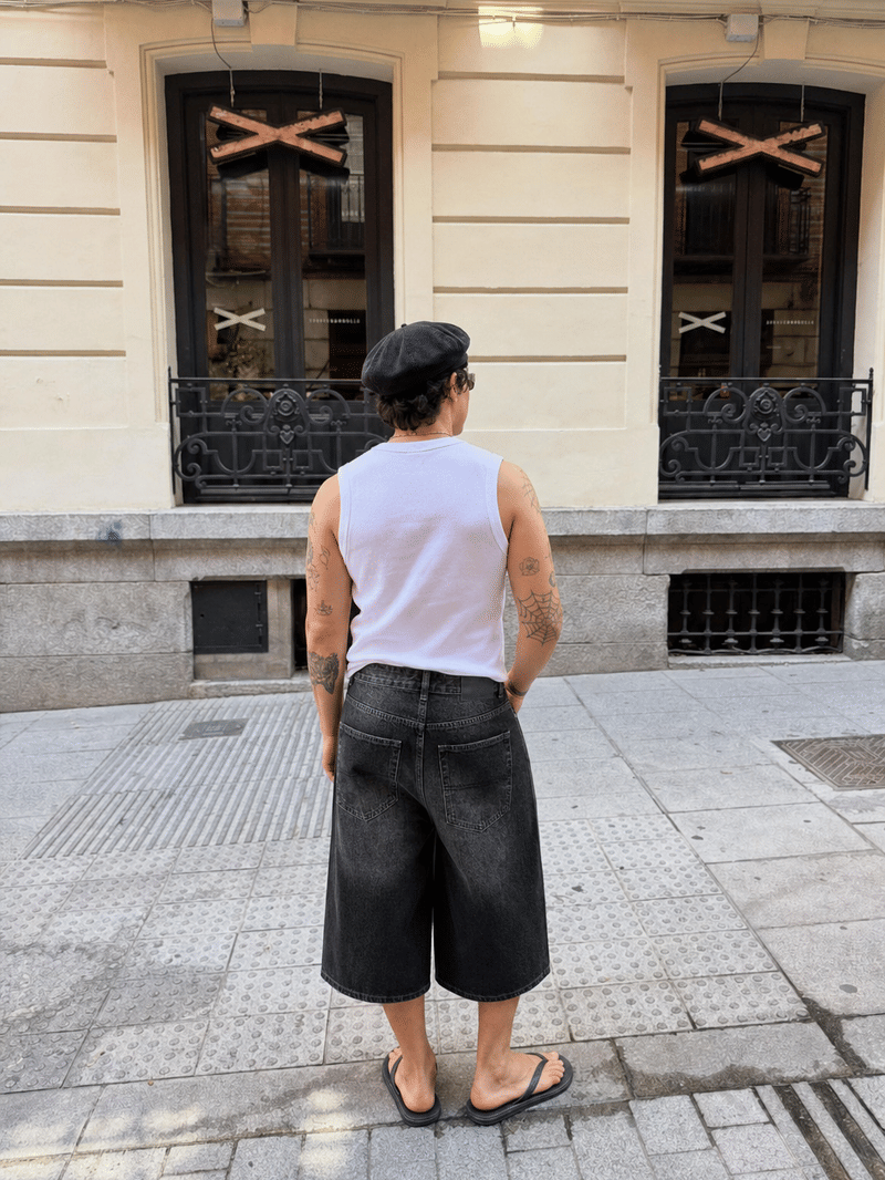 24 Songs Black Classic Jorts