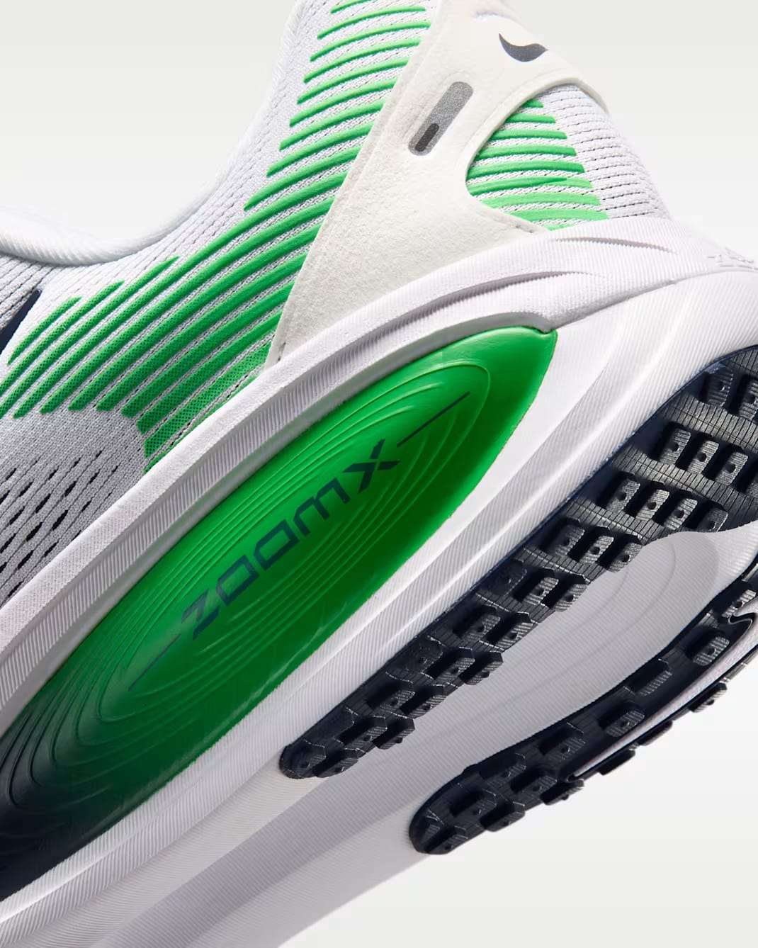 Nike Vomero 18 White/Green Spark/Midnight Navy