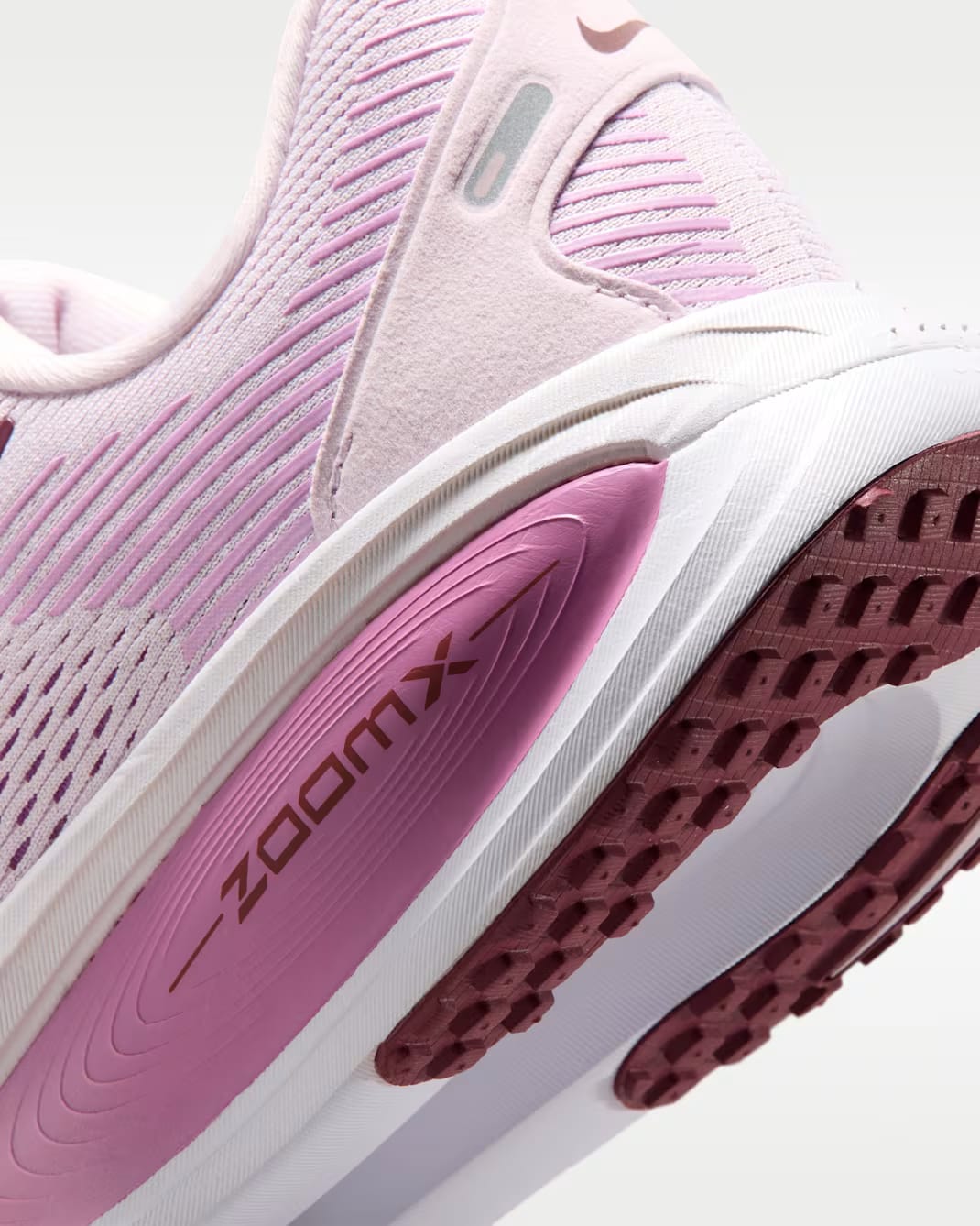 Nike Vomero 18 Women's Road Running Shoes Bleached Lilac/Light Magenta/Pink Rise/Pink Smoke
