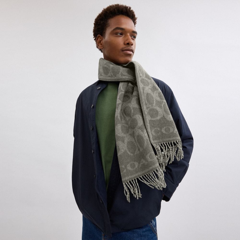Reversible Signature Cashmere Muffler