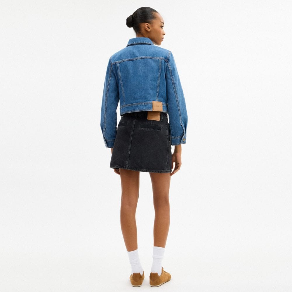 Sculpted C Shrunken Denim Jacket In Organic Cotton