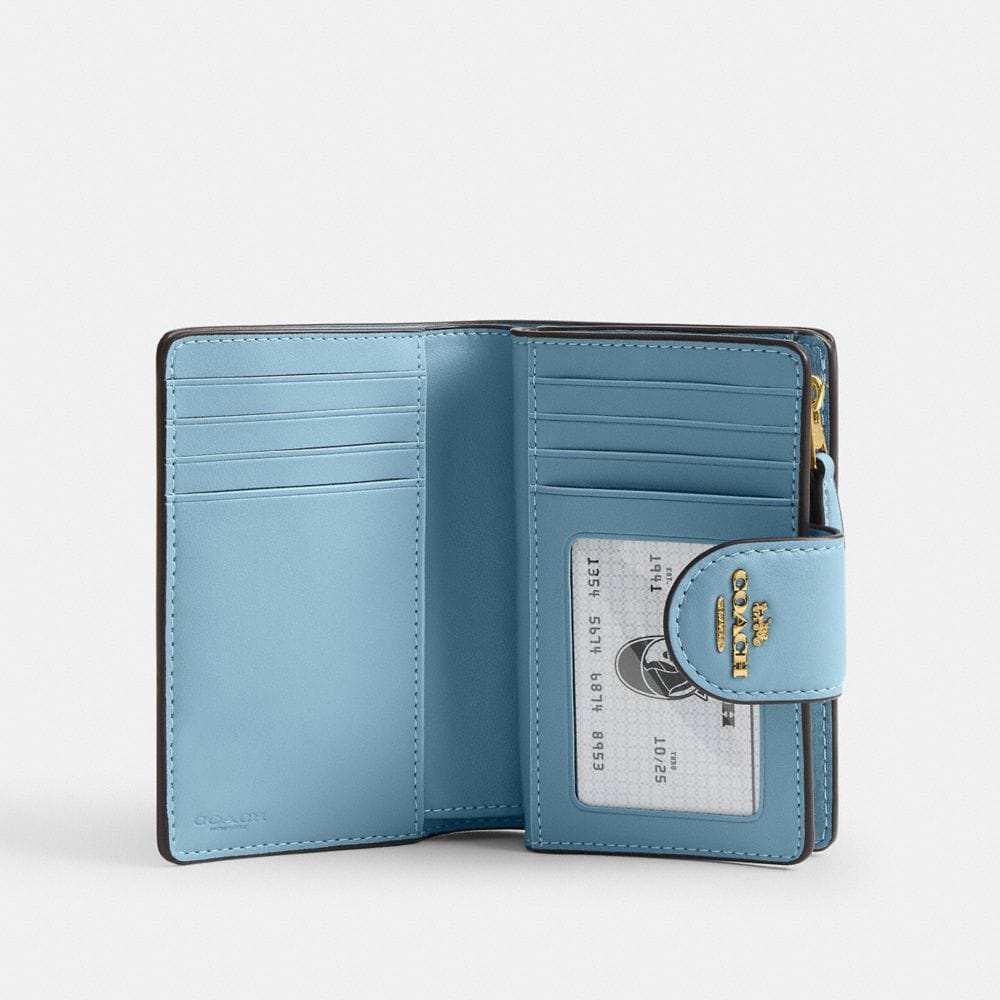 Medium Corner Zip Wallet In Signature Leather