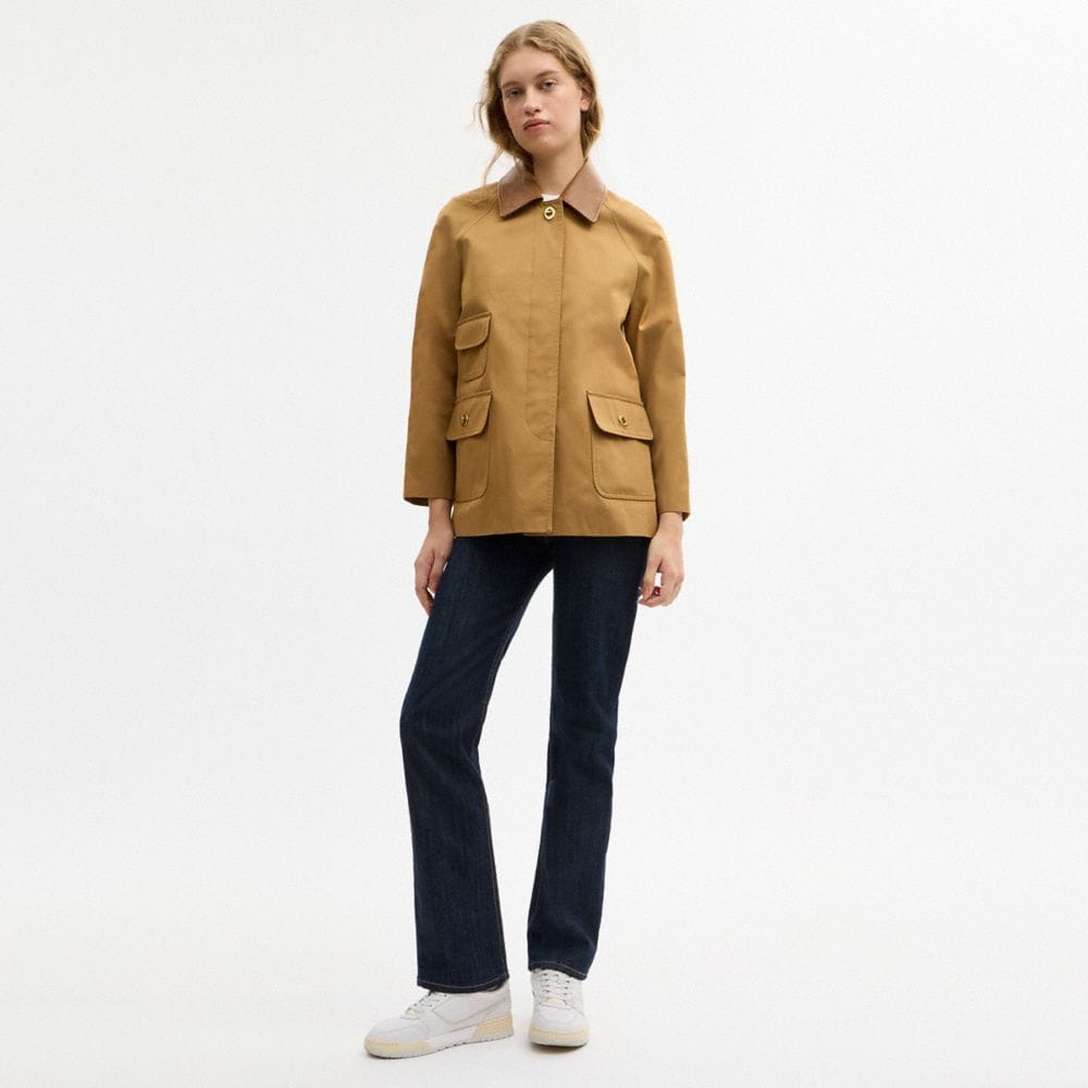 Turnlock Swing Coat