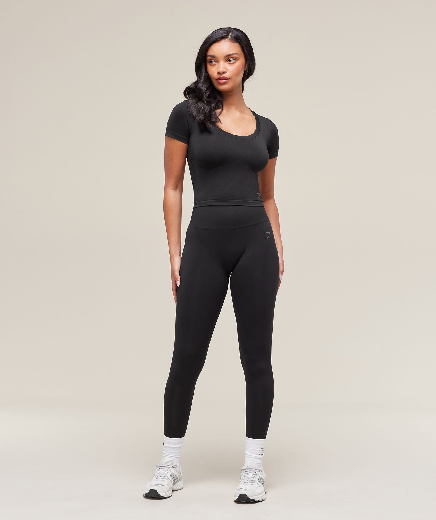 Gymshark Soft Sculpt Midi T-Shirt - Black