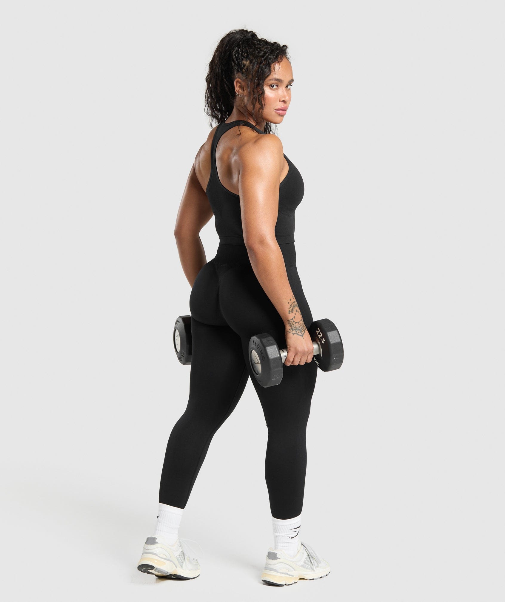 Gymshark Lift Seamless Midi Tank With Shelf - Black/Black Marl
