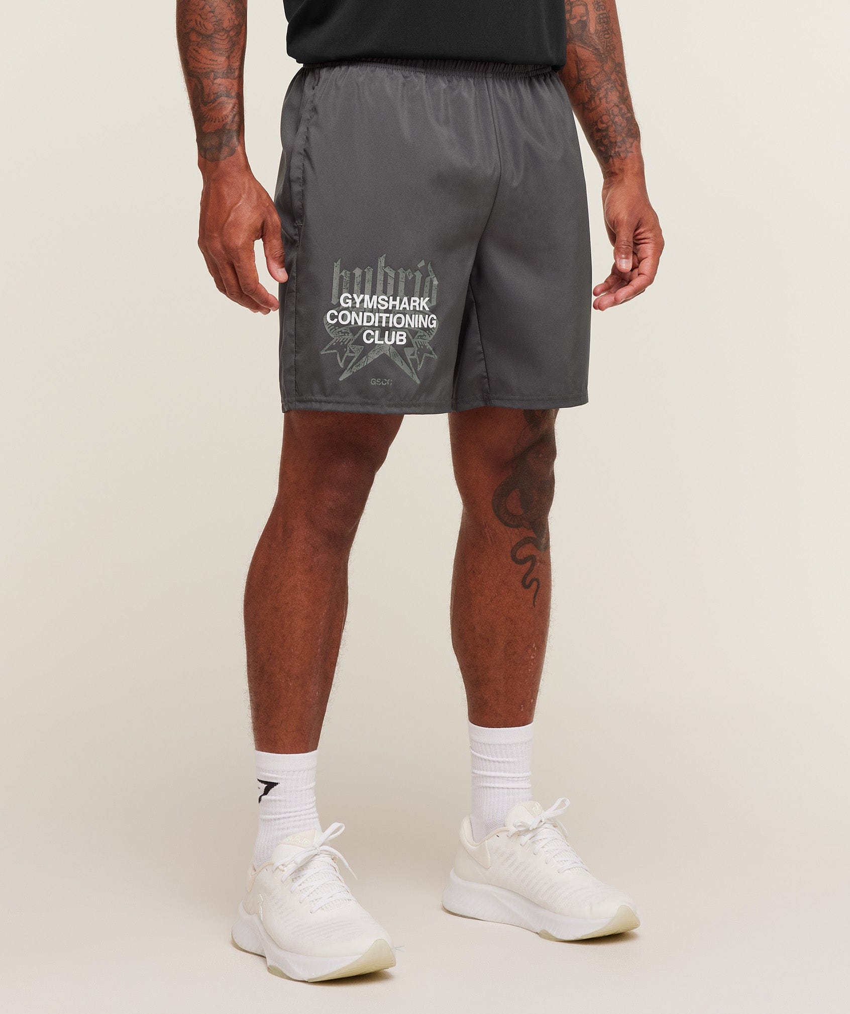 Gymshark Hybrid Graphic 7" Shorts - Onyx Grey