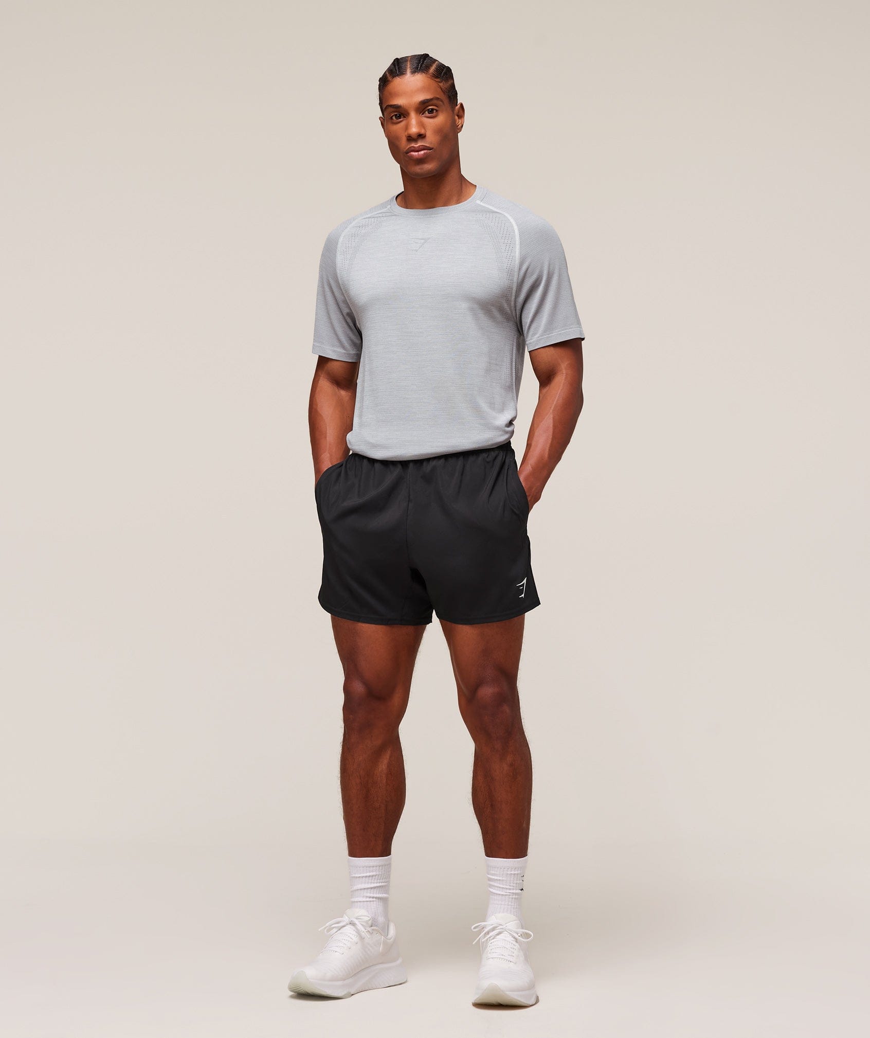 Gymshark Versatile Seamless T-Shirt - Light Grey/Smokey Grey