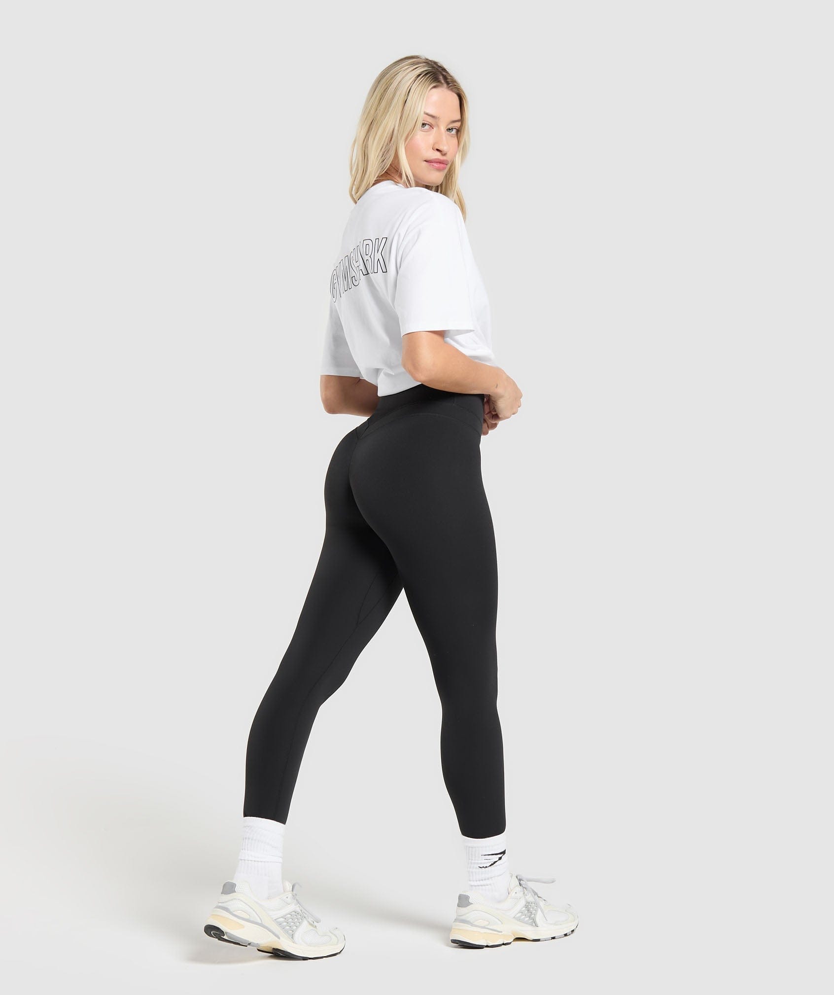Gymshark Trace Graphic Oversized T-Shirt - White