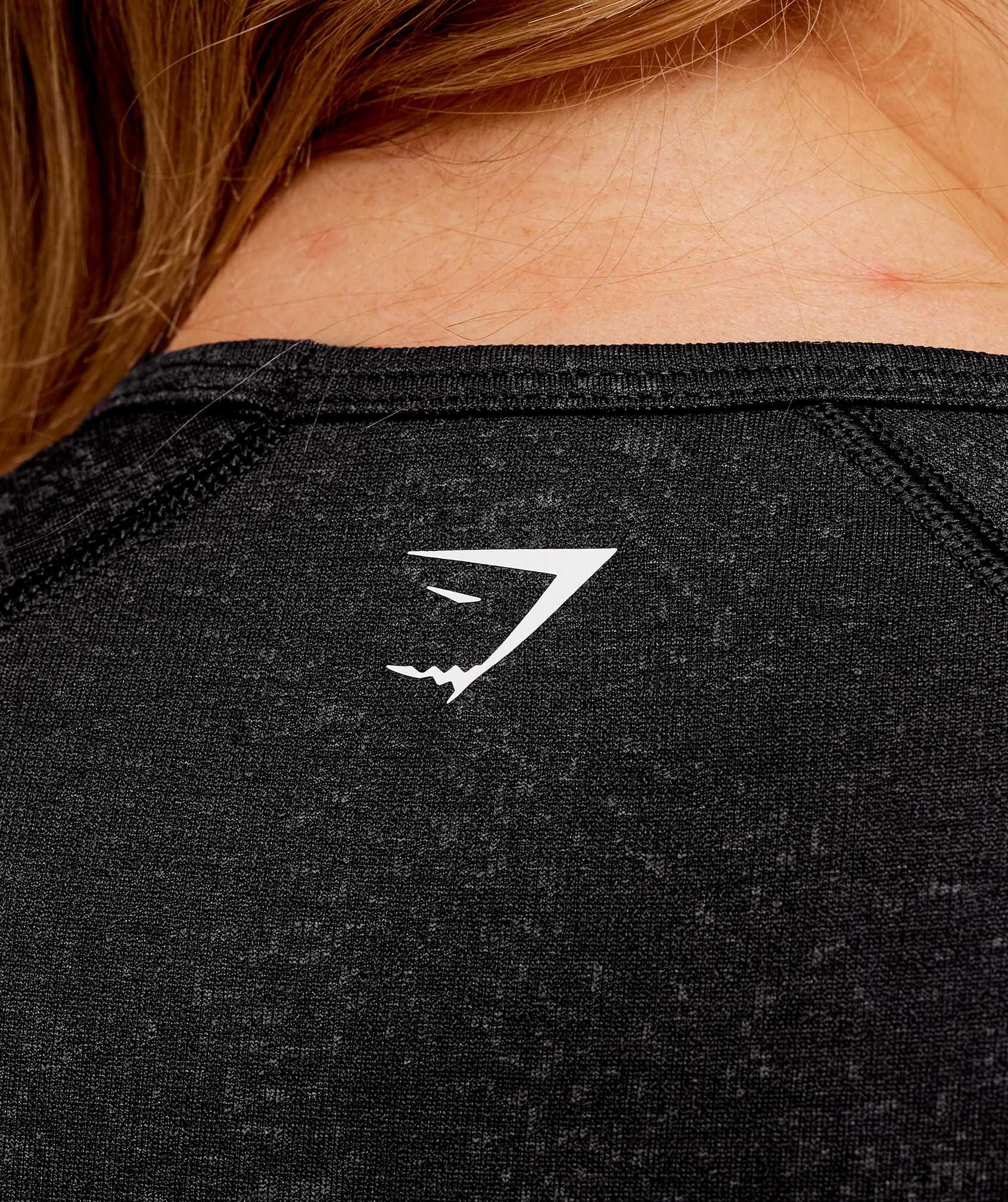 Gymshark Adapt Fleck x Whitney Short Sleeve Crop Top - Black