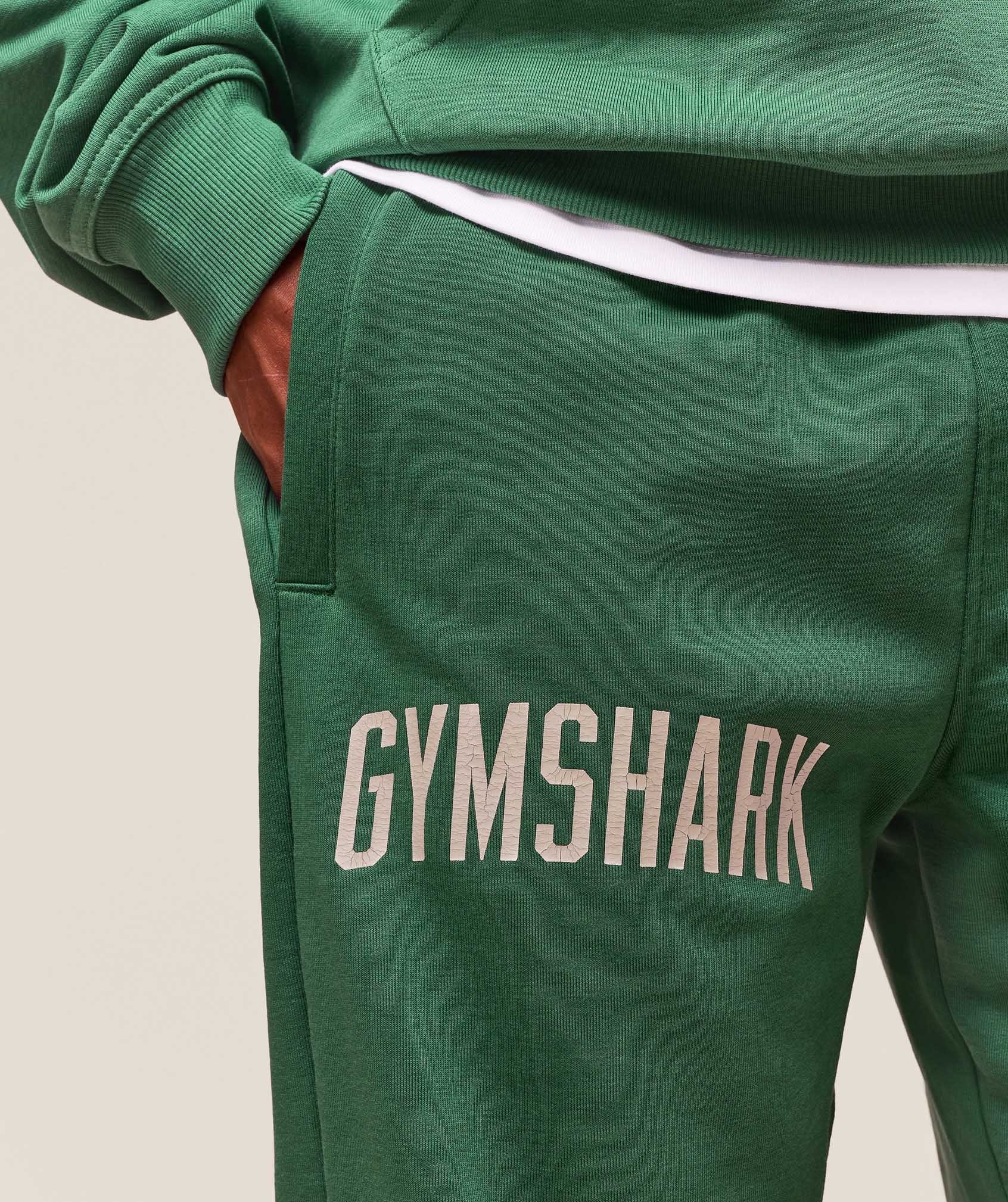 Gymshark Worn Graphic Jogger - Lift Green