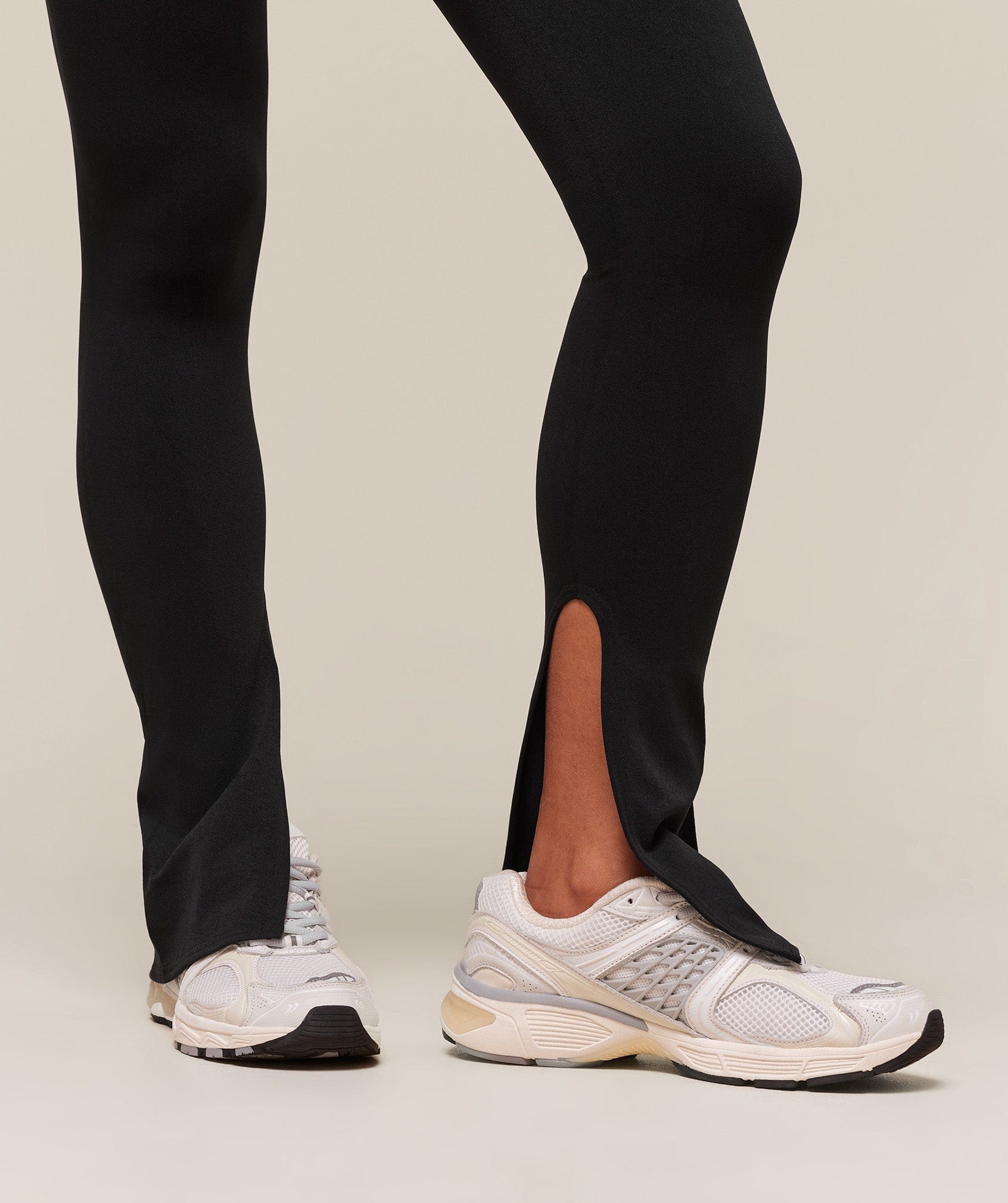 Gymshark everywear Warp Knit Flare Leggings - Black
