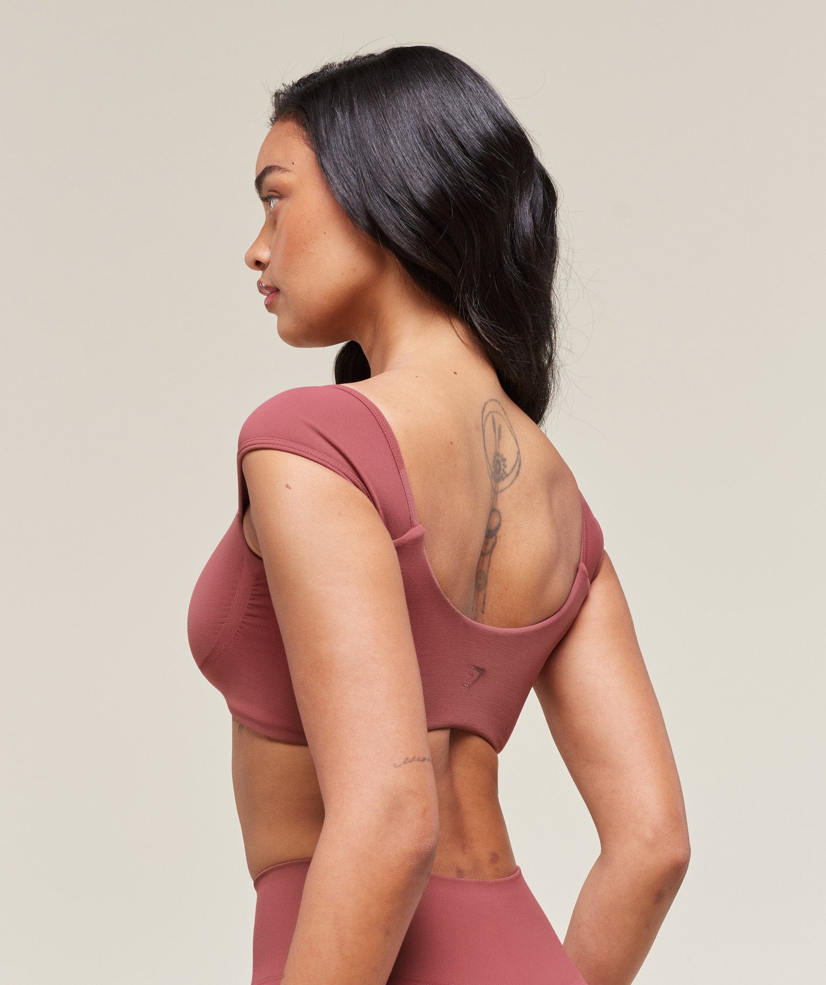Gymshark Soft Sculpt Cap Sleeve Bralette - Washed Berry Pink