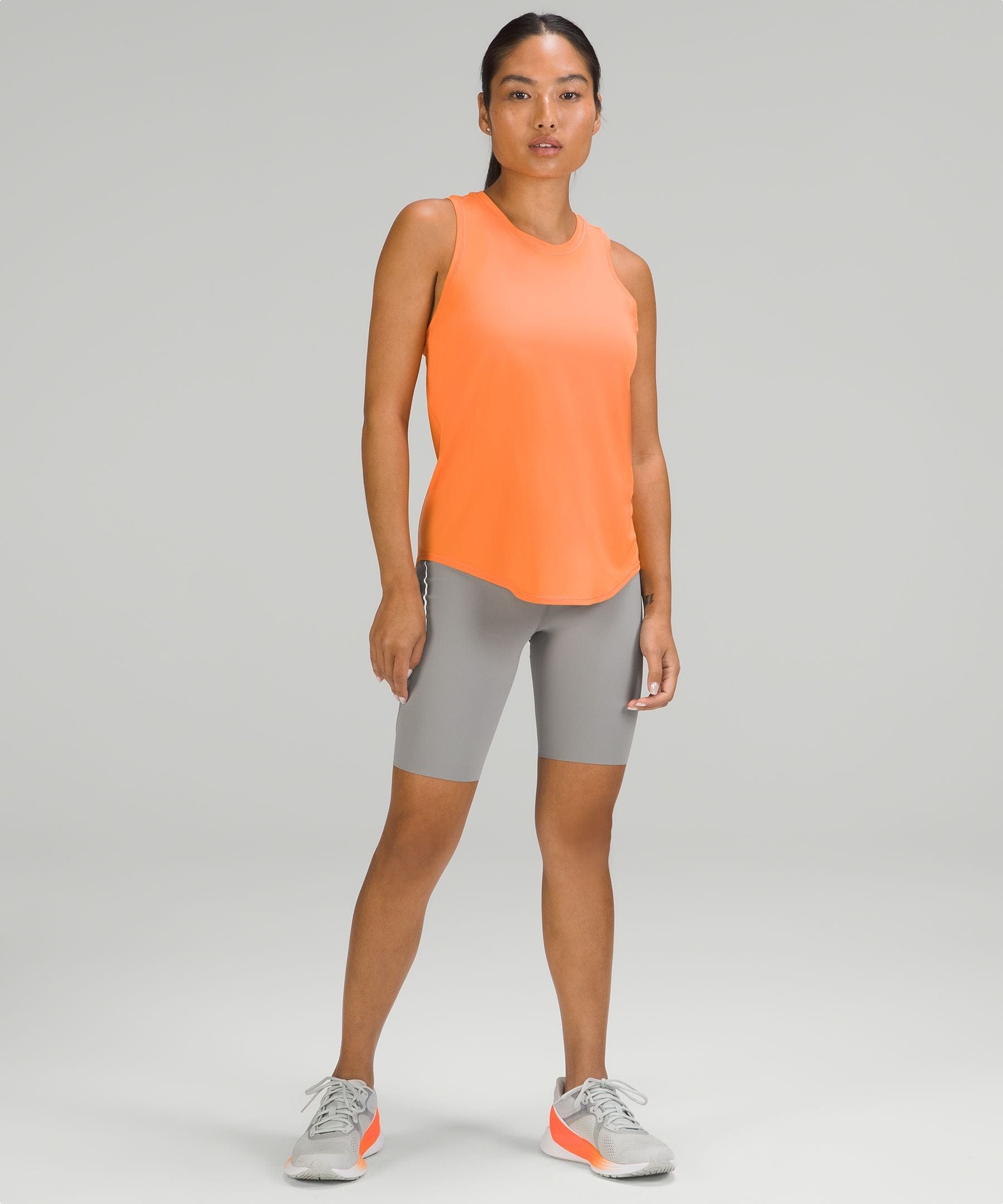 Base Pace High-Rise Reflective Short 8"