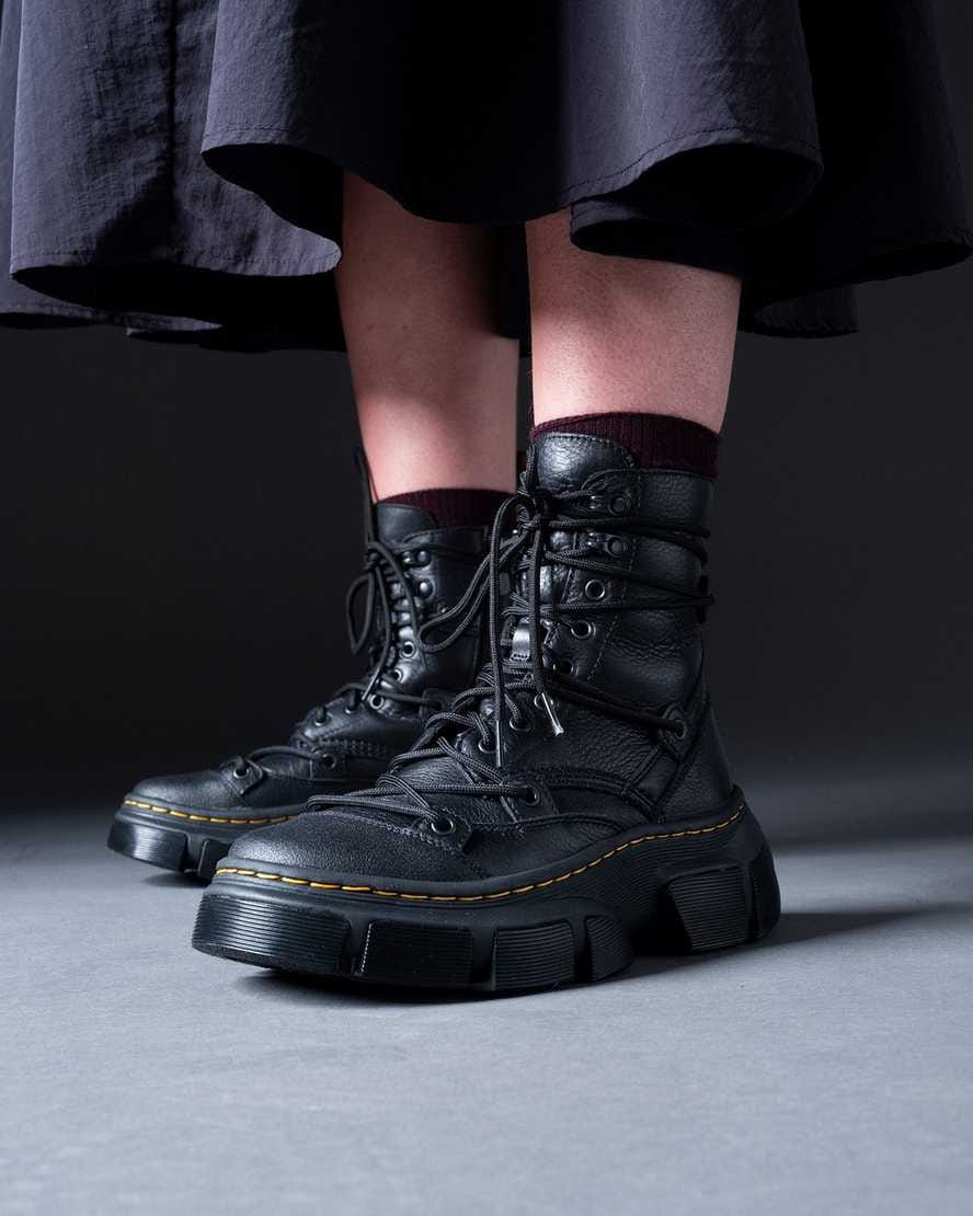 DMXL 8-eye leather boots — Black
