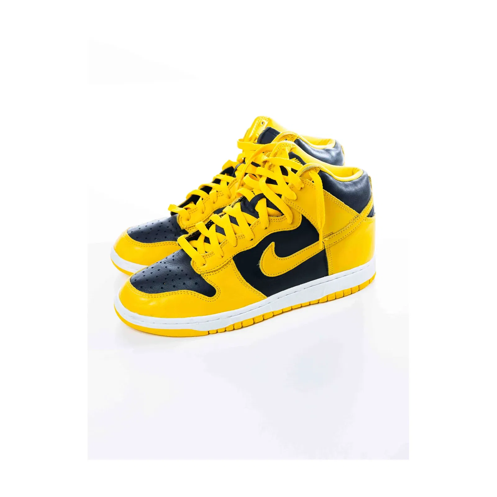 Nike Dunk High Black Varsity Maize (UK 6.5)