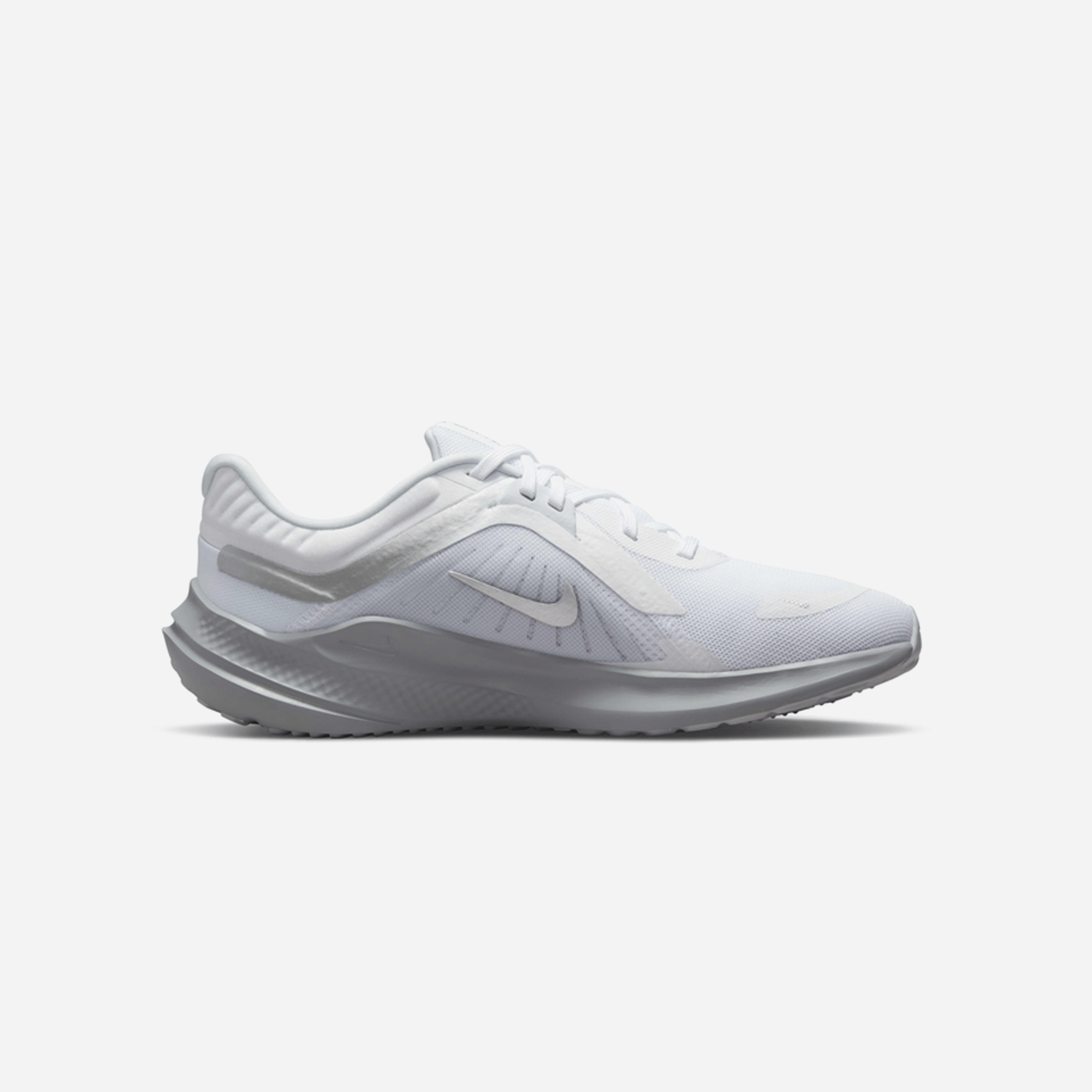 Nike Quest 5 Sail Black Coconut Milk White WMNS