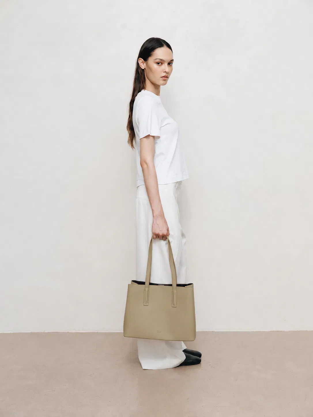 Freja Linnea Tote Sand