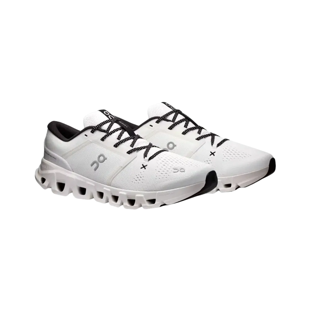ON Running Cloud X 5 White Black