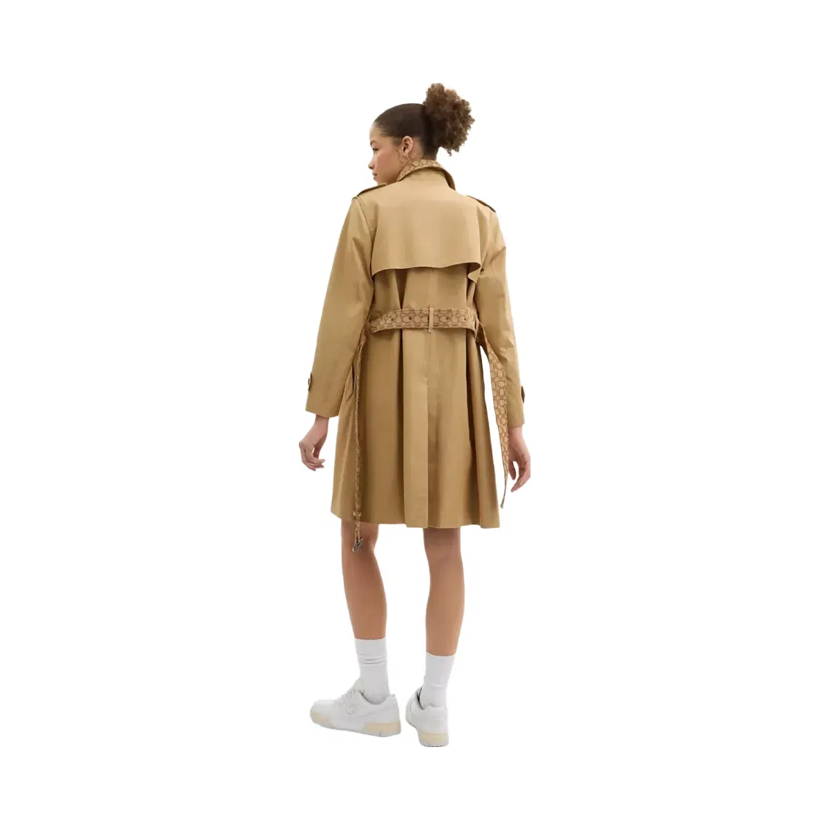 Coach Trench With Signature Piping in Khaki