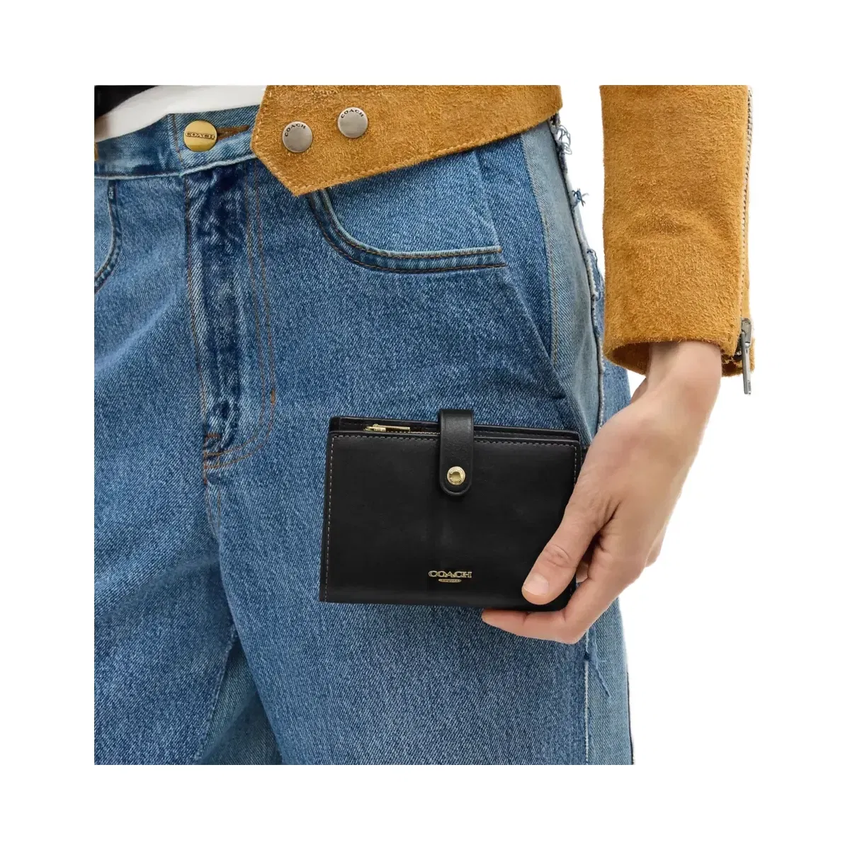 Coach 2-In-1 Wallet in Gold Black