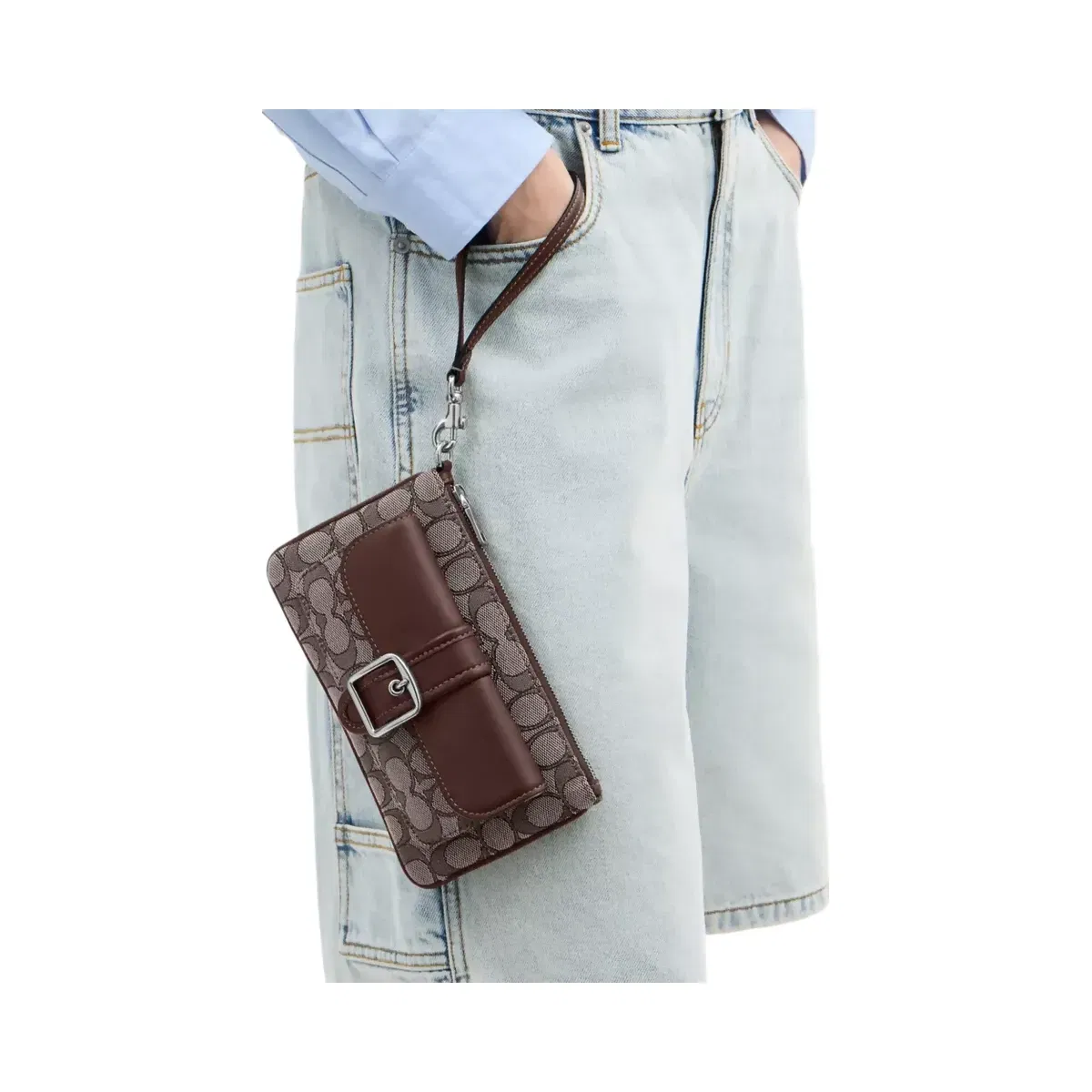 Coach Ashton Wristlet In Signature Jacquard in Silver Oak Maple