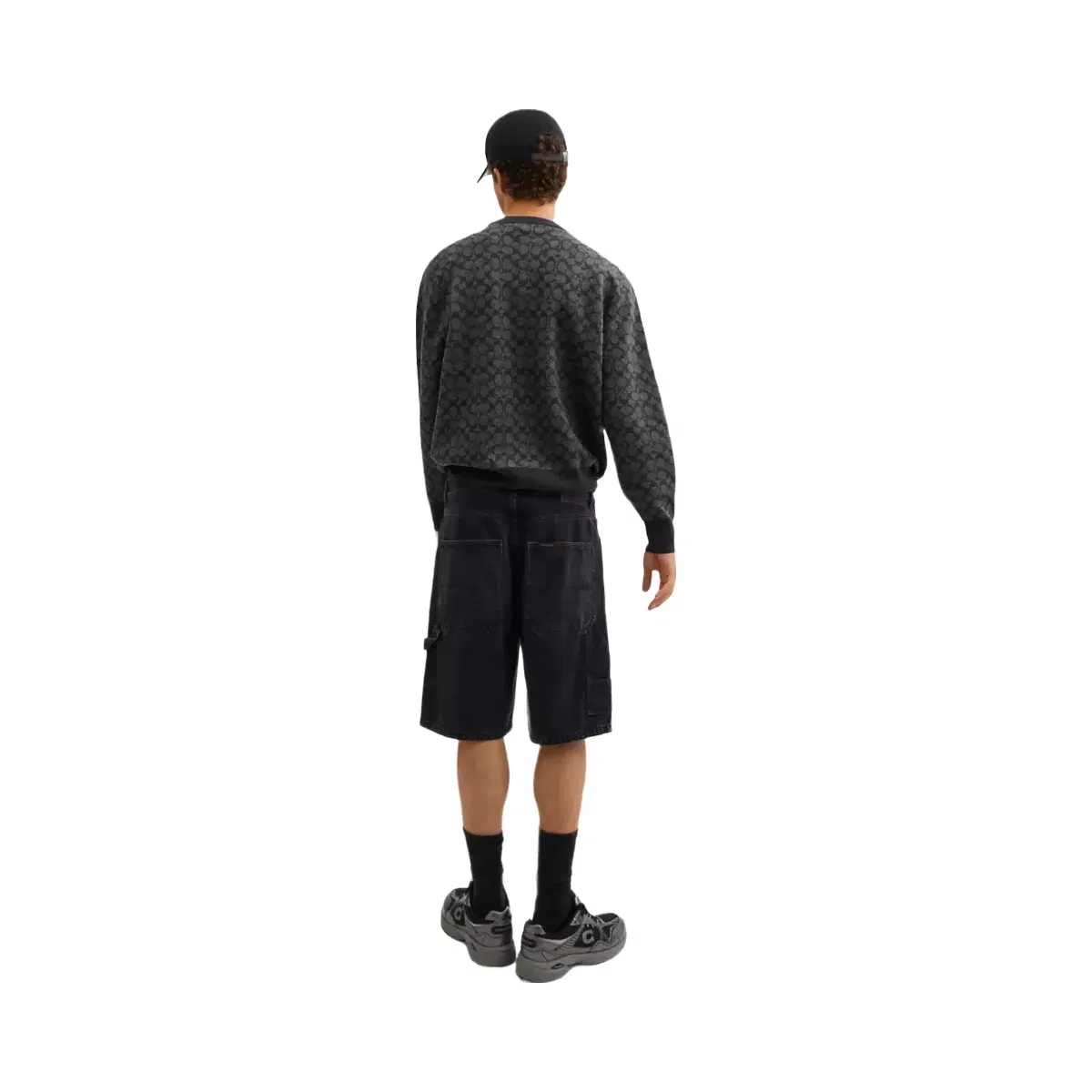 Coach Signature Crewneck Sweater in Charcoal Signature
