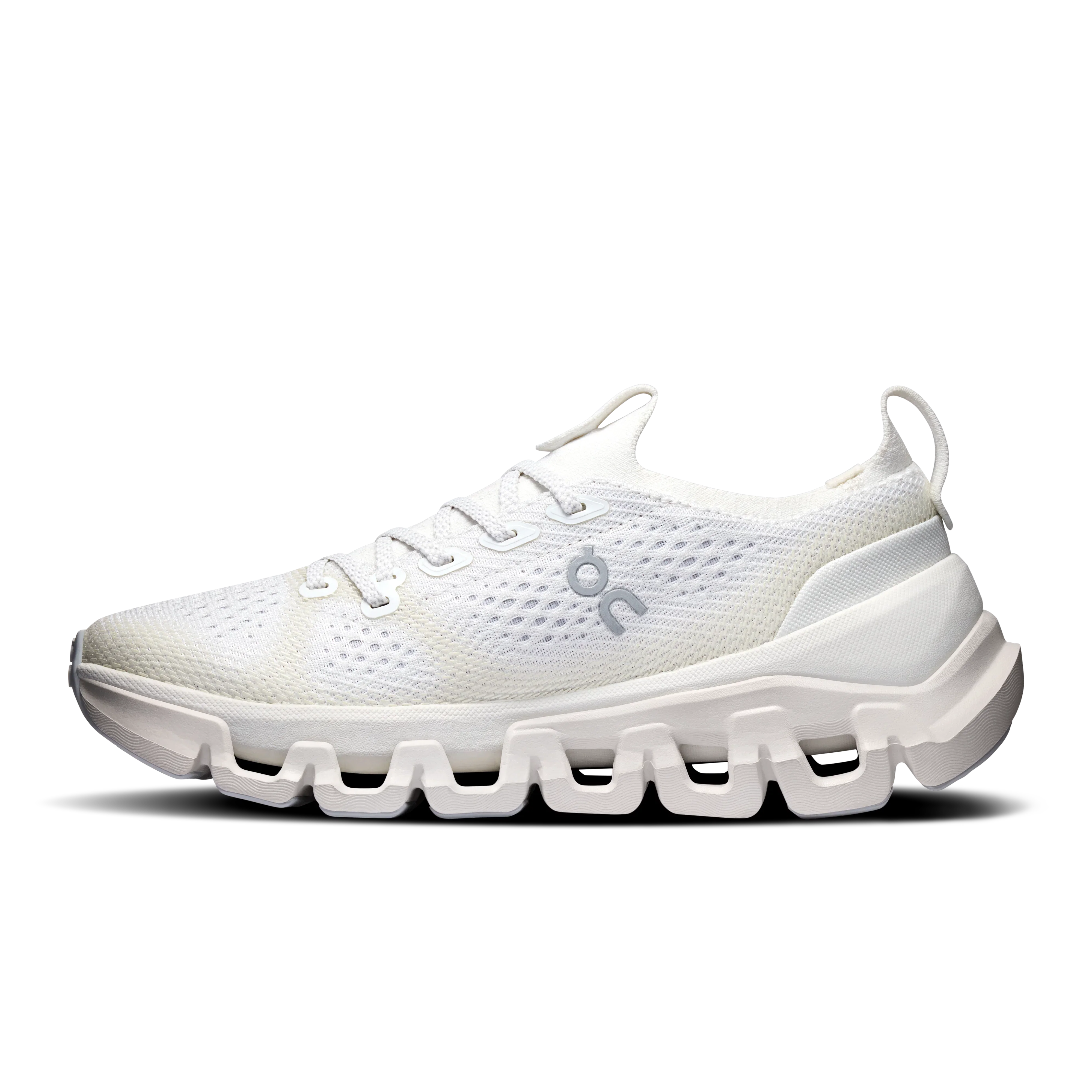 ON Running Cloud X Tempo Ivory Ice