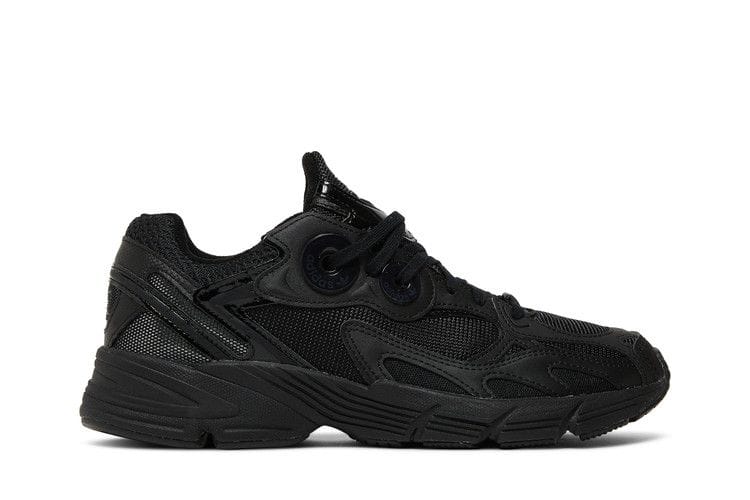 Women's Astir 'Triple Black'