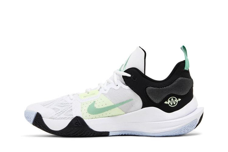 Men's Giannis Immortality 2 'White Black Volt'