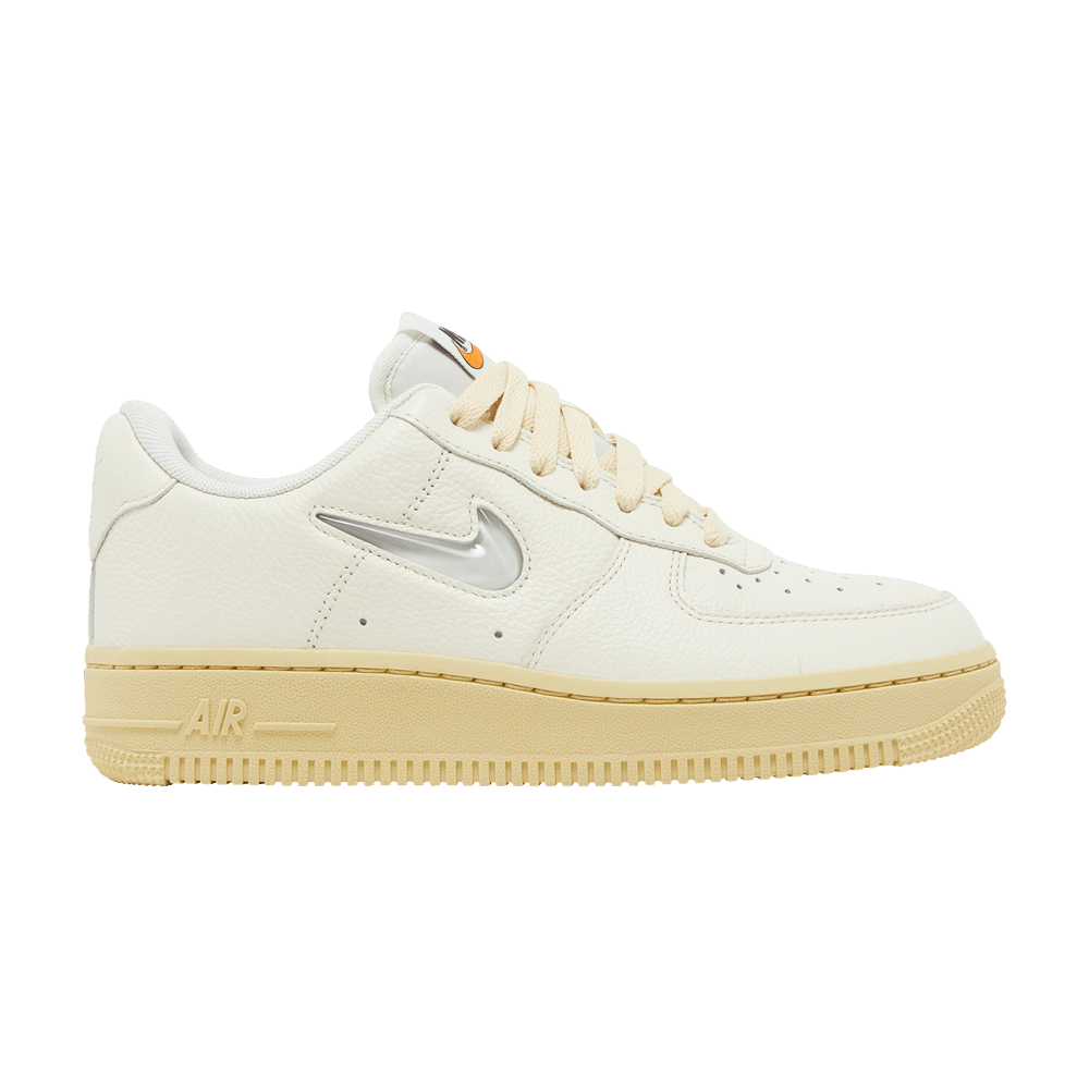 Women's Air Force 1 '07 LX 'Coconut Milk'