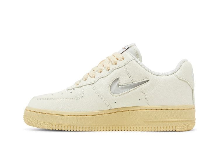 Women's Air Force 1 '07 LX 'Coconut Milk'