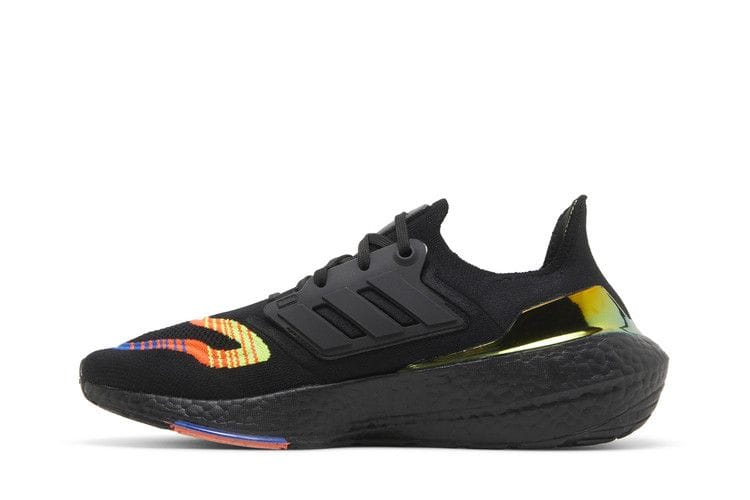 Men's UltraBoost 22 'Linear Energy Black'
