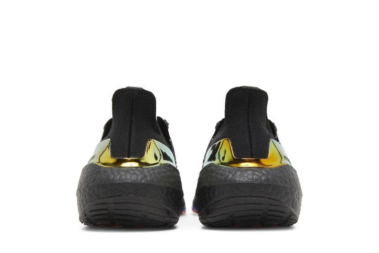 Men's UltraBoost 22 'Linear Energy Black'