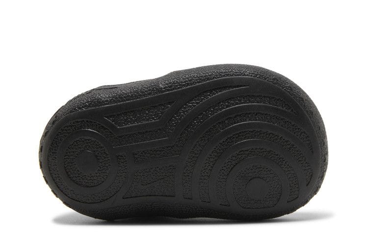 Force 1 CB 'Triple Black'