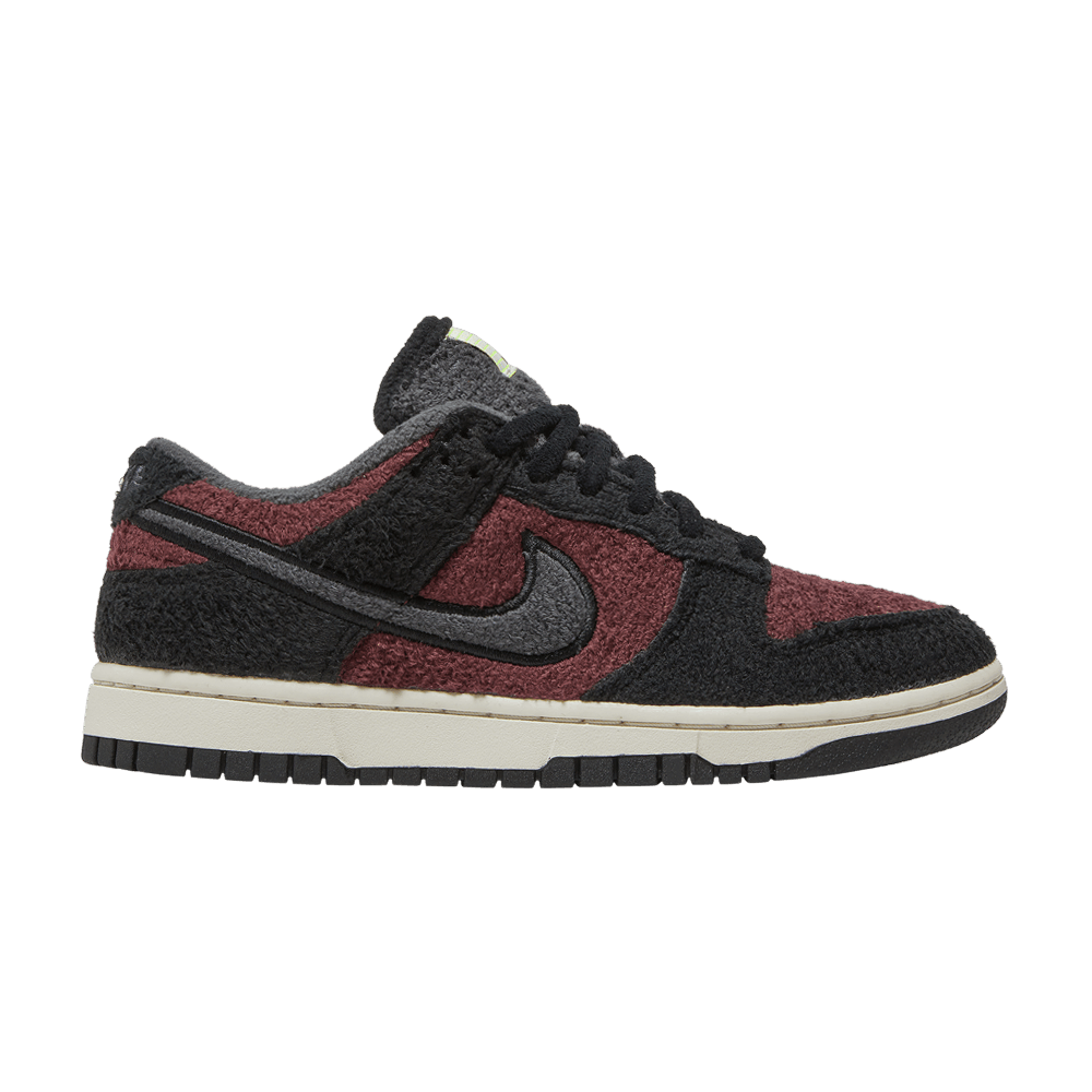 Women's Dunk Low SE 'Fleece - Burgundy Crush'