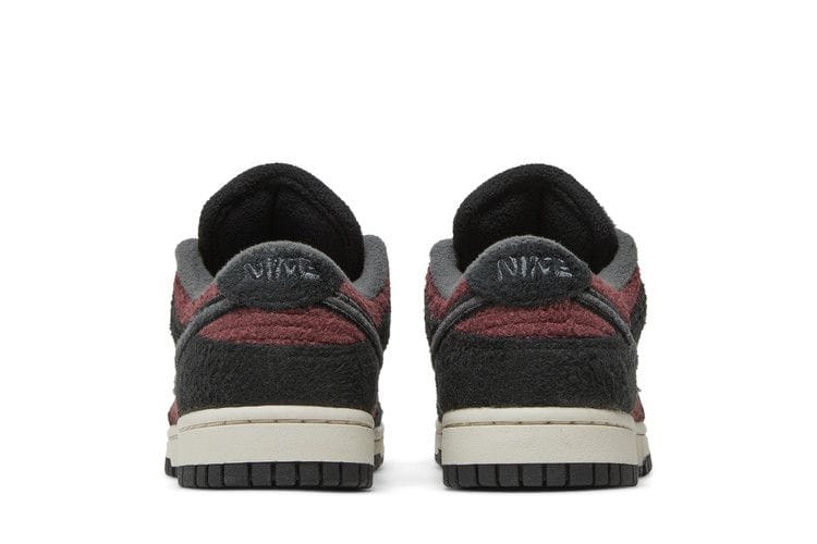 Women's Dunk Low SE 'Fleece - Burgundy Crush'
