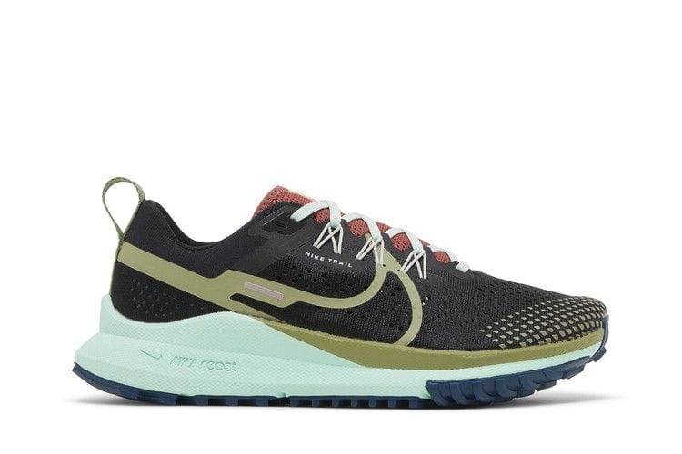 Women's React Pegasus Trail 4 'Black Alligator Mint'