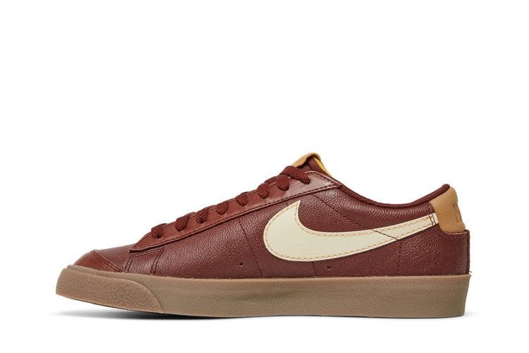 Men's Blazer Low '77 EMB 'Inspected By Swoosh'