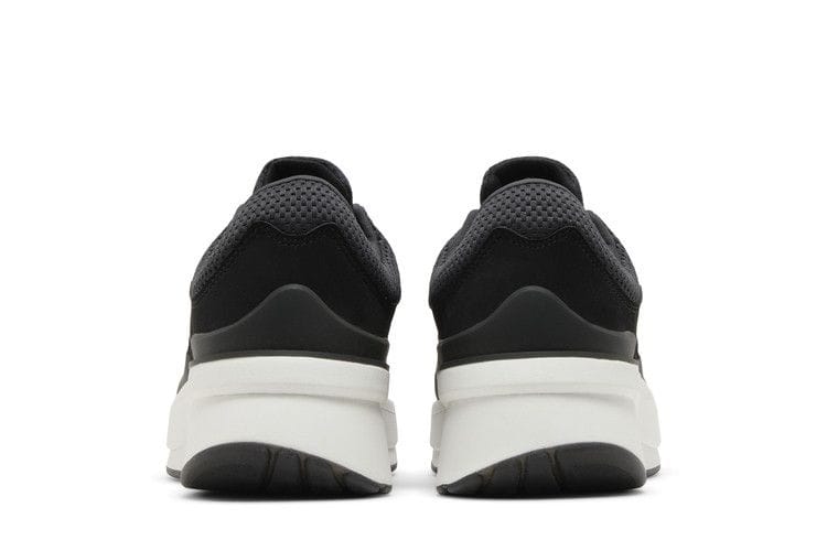 Men's ZNCHILL Lightmotion+ 'Black Grey'