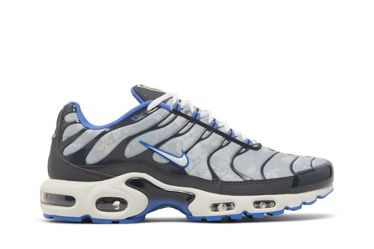 Men's Air Max Plus SE 'Social FC'