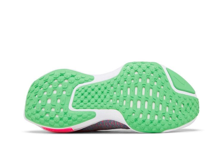 Women's ZoomX Invincible 3 'White Hot Punch'