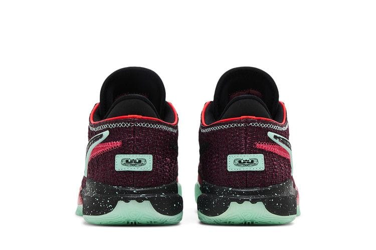 LeBron 20 SE GS 'Night Maroon'
