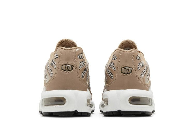 Women's Air Max Plus 'United in Victory'