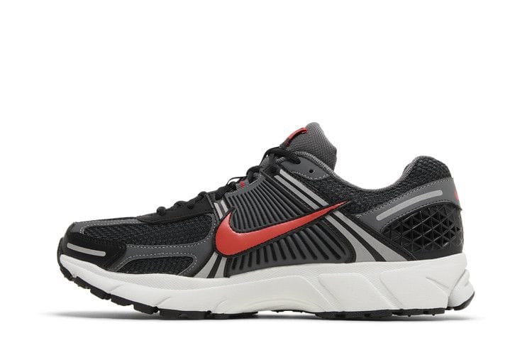 Men's Air Zoom Vomero 5 'Black Picante Red'