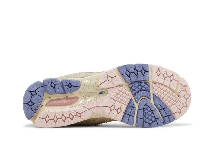Men's Hype DC x 2002R 'Native Dynamics'