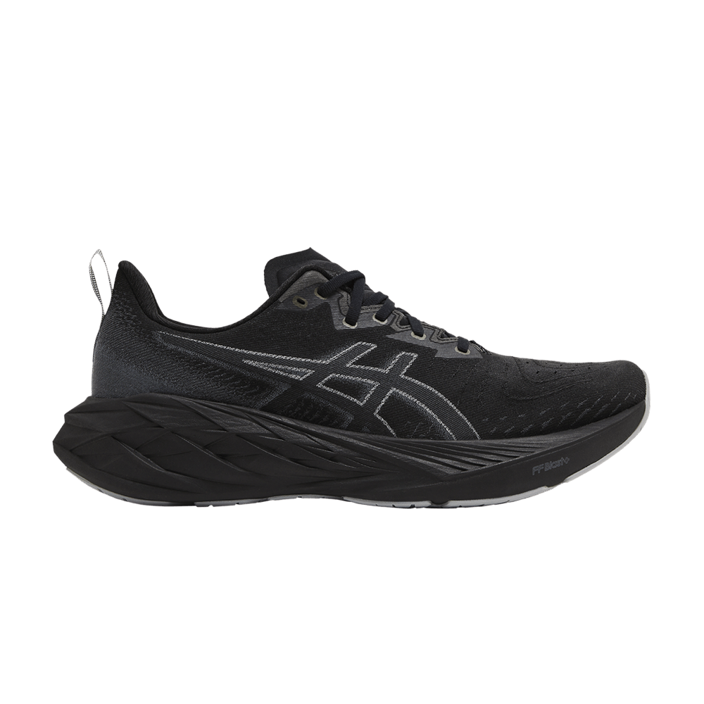 Men's Novablast 4 'Black Graphite Grey'