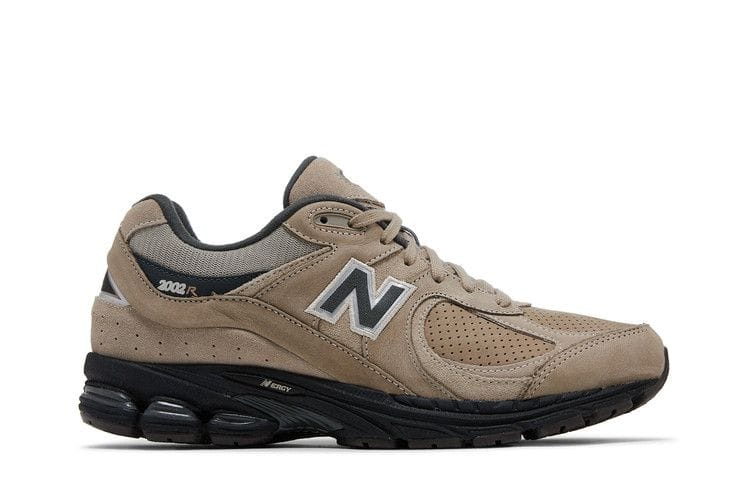 Men's 2002R 'Driftwood Black'