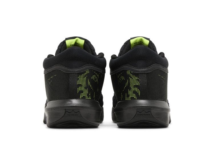 Men's LeBron Witness 8 'Black Volt'