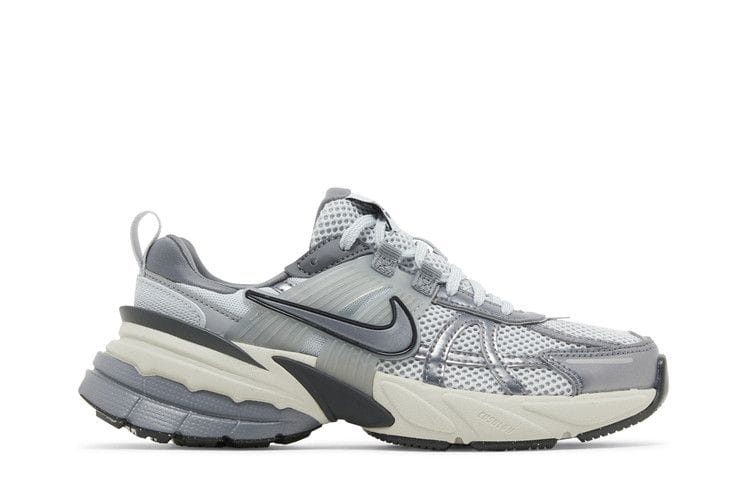Women's V2K Run 'Pure Platinum Wolf Grey'