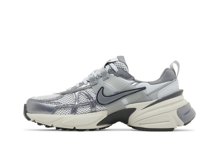 Women's V2K Run 'Pure Platinum Wolf Grey'
